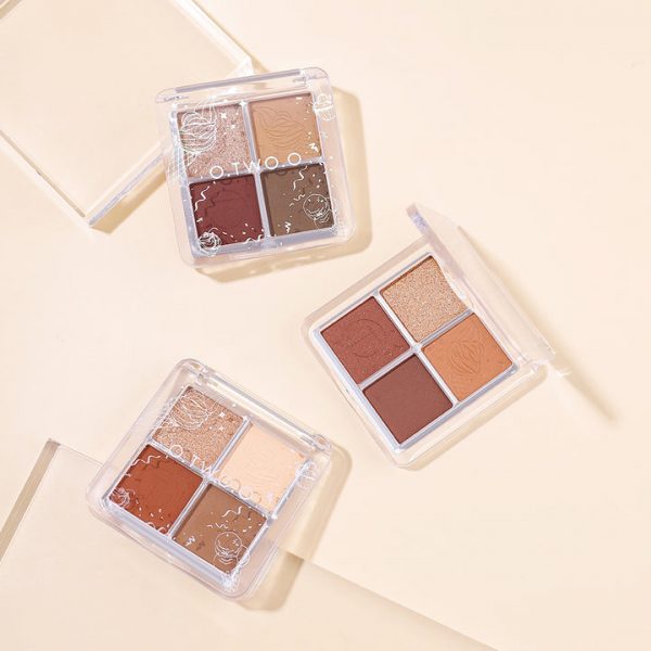 O.TWO.O Paleta de sombras de ojos con 4 colores nude de alto pigmento, acabado brillante y mate, resistente al agua y de larga duración