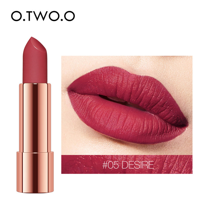 O.TWO.O Rouge barra de labios, 12 colores semi-mate, hidratante y resistente al agua - Imagen 6