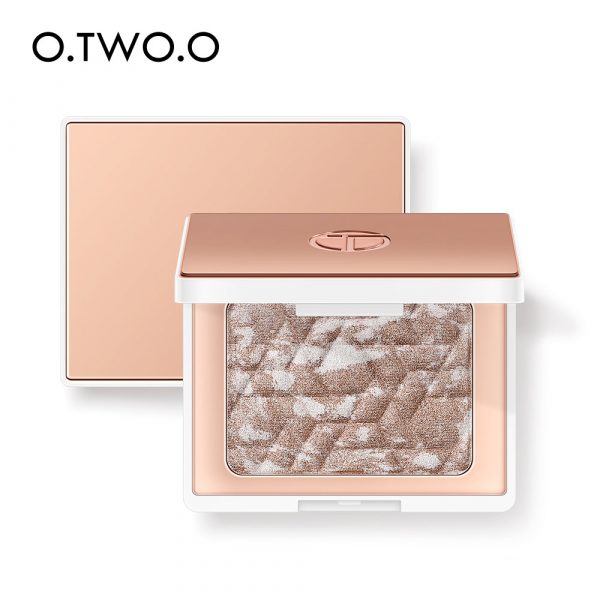 O.TWO.O: Polvo iluminador de muy buena calidad para el rostro