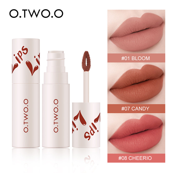 O.TWO.O Labial y rubor en crema velvet matte, alta pigmentación y duración prolongada - Imagen 23